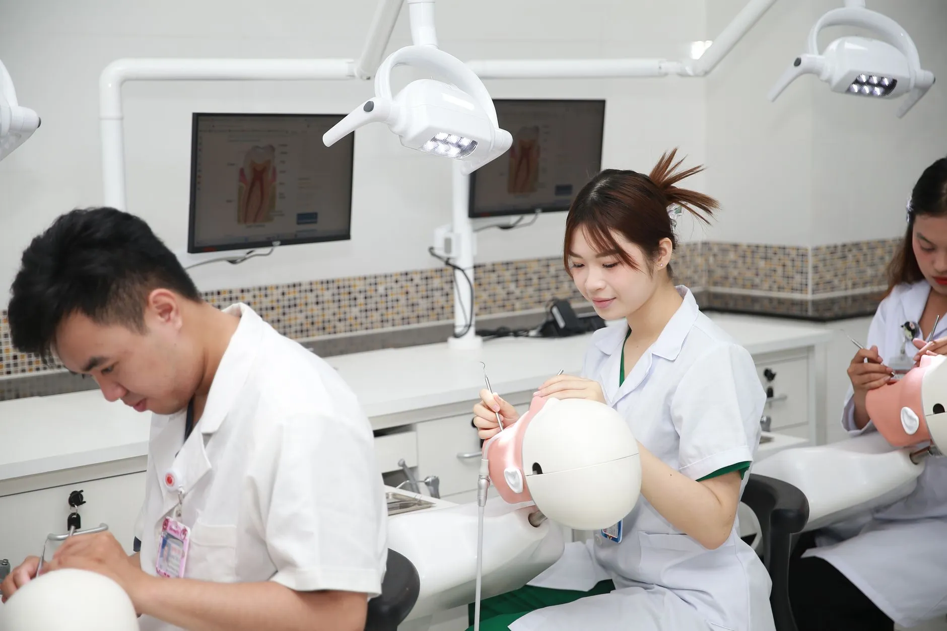 运动鞋板鞋帆布鞋行业新材料应用趋势分析