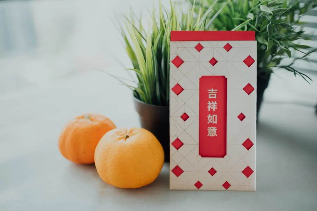 帆布鞋与板鞋工艺对比：哪款更适合年轻消费群体